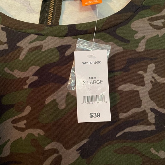 Women’s Long Sleeve Camp dress - Picture 5 of 5